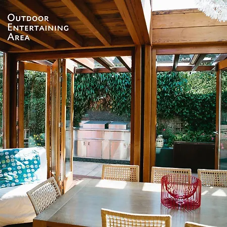 Dom wakacyjny Luxury Architect Designed House